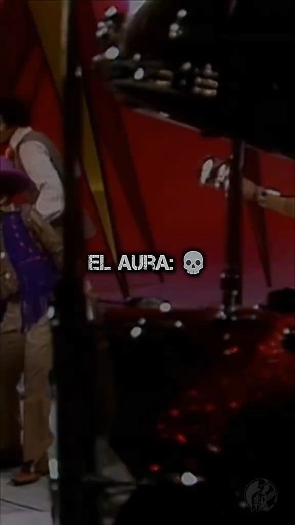 Aura en pose Libre