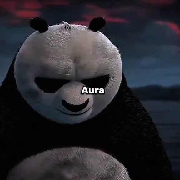 Aura en pose Libre