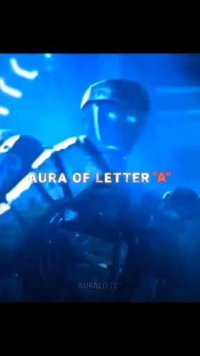 Aura en pose Libre