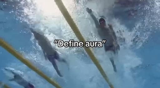 Aura en pose Libre